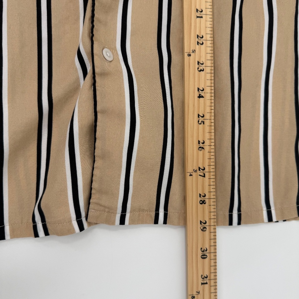 H&M Shirt Men Large Tan White Black Vertical Stripes Button Up Short Sleeve - Picture 8 of 9